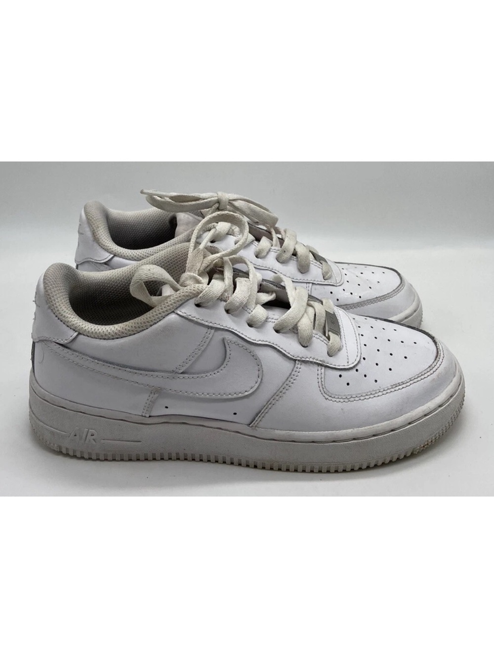 NIKE Air Force 1 Low GS Triple White Shoes DH2920-111 Kids Size 6y